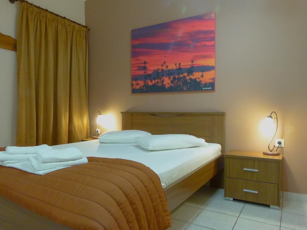 Sun Rise Hotel Apartments Erétria Exterior foto