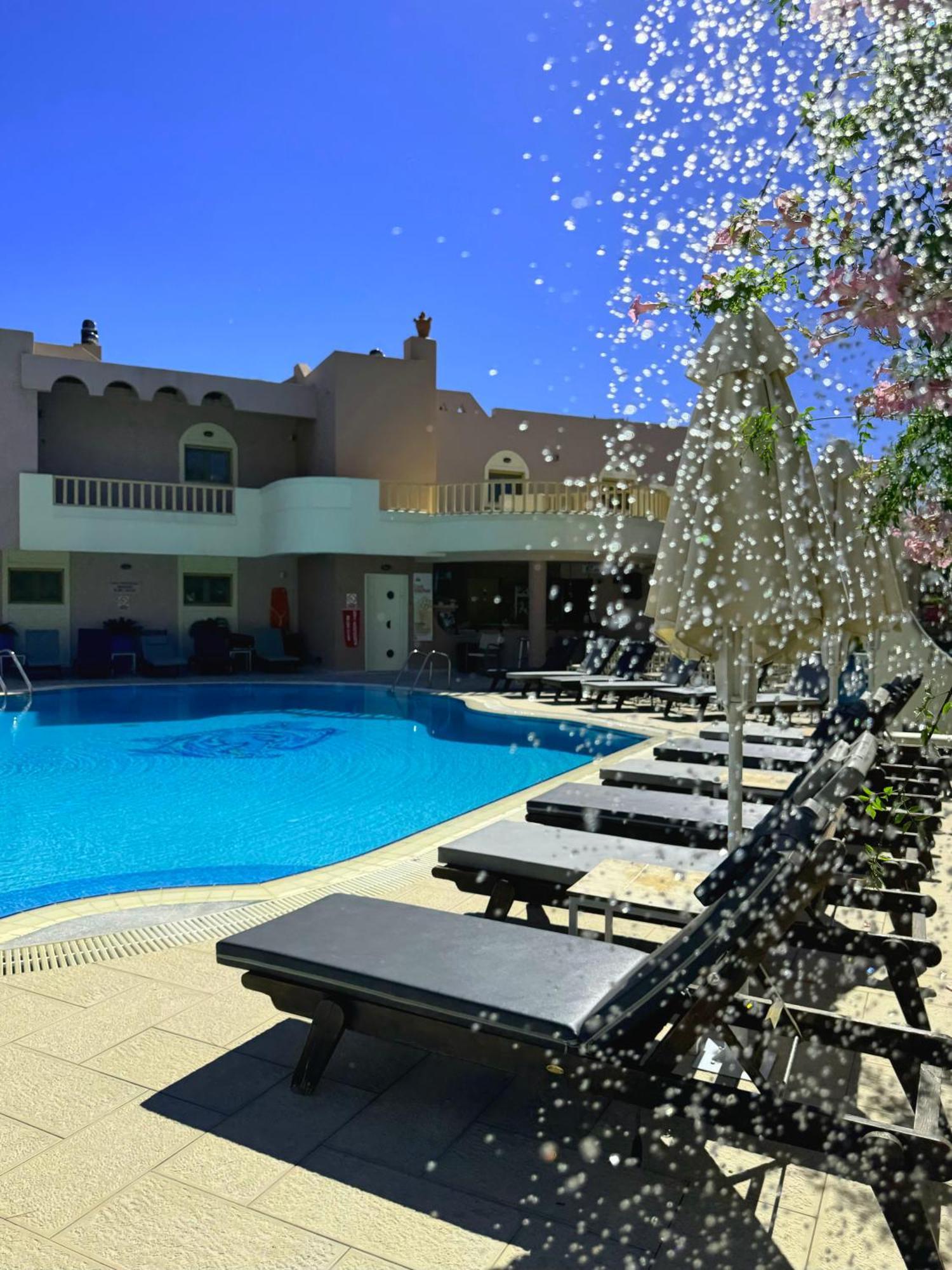 Sun Rise Hotel Apartments Erétria Exterior foto
