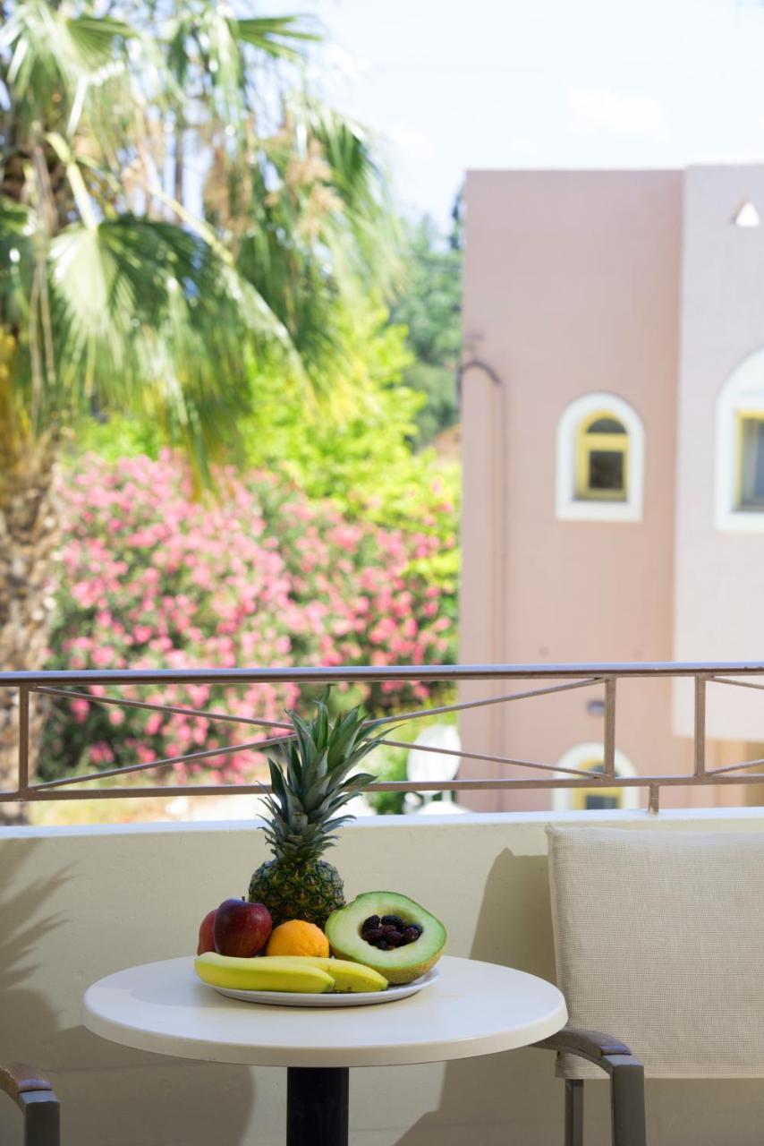 Sun Rise Hotel Apartments Erétria Exterior foto